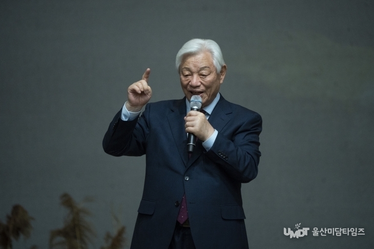 그라시아스 합창단의 설립자, 박옥수 목사의 메세지